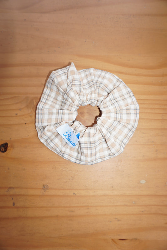 Blondita Plaid Scrunchie