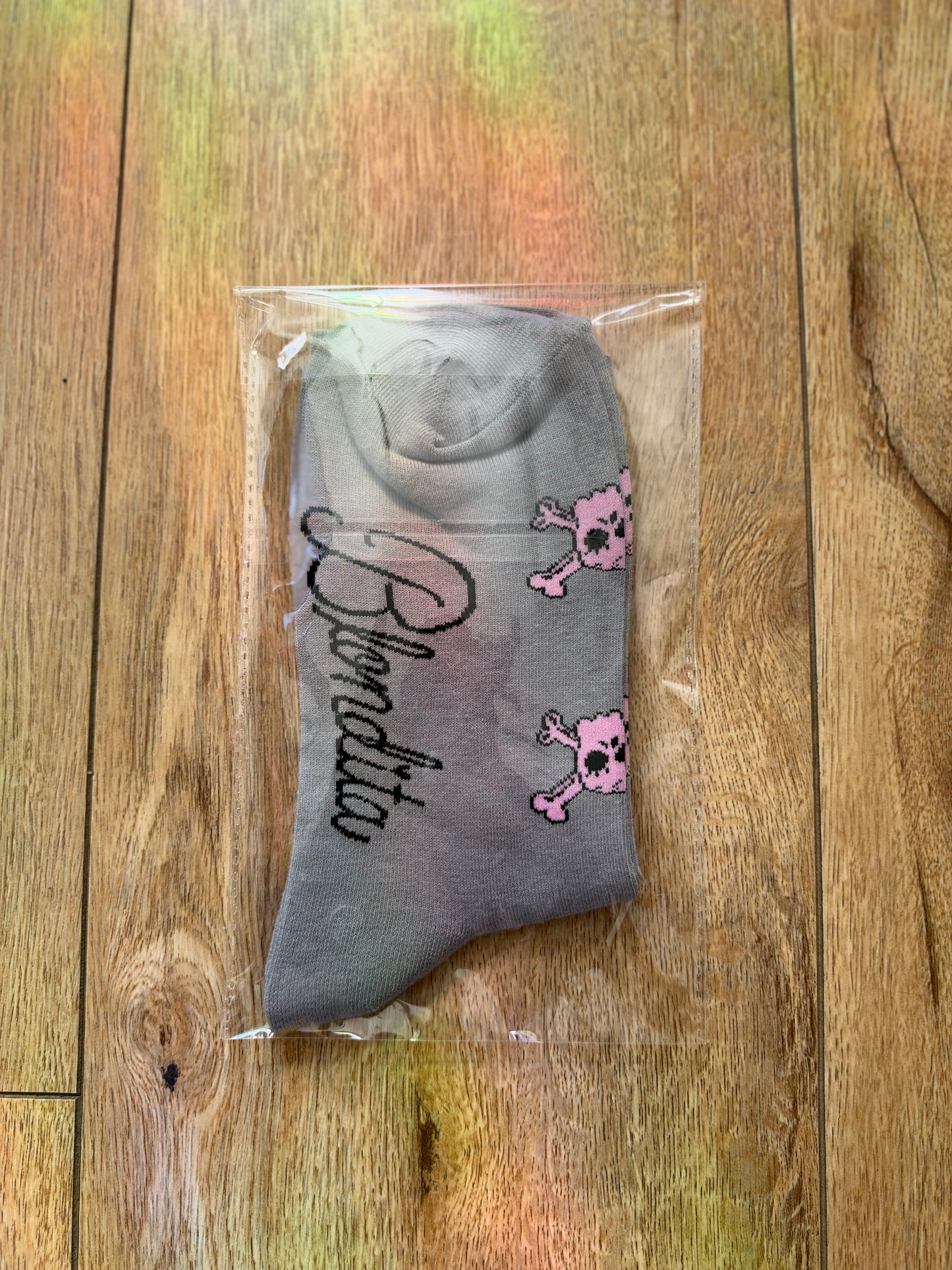 Betsey Skull Socks Grey