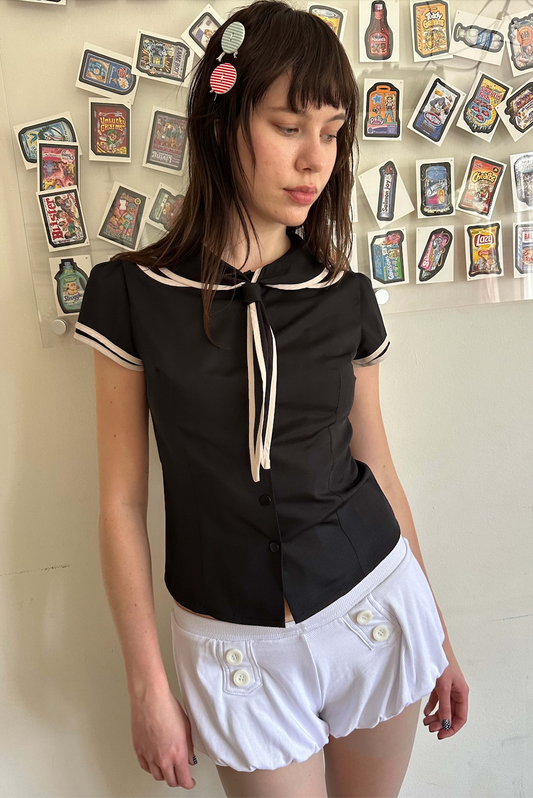 Anne Top Noir